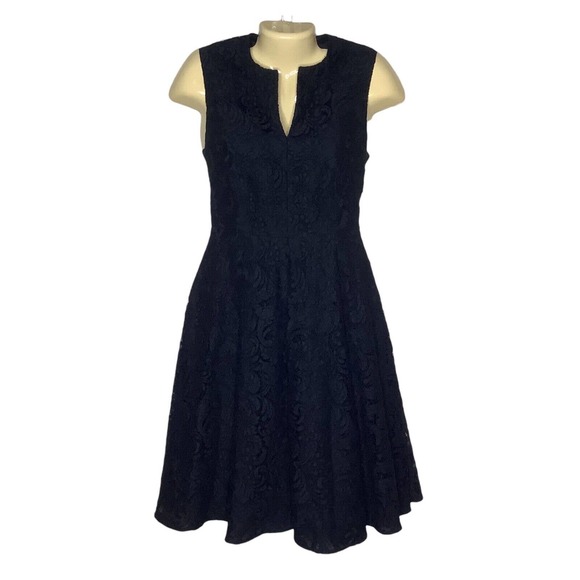 Burberry Dresses & Skirts - Burberry London Dress Womens 4 Black Lace Floral Fit Flare Sleeveless Pockets S